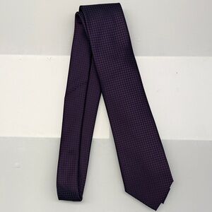 Sophisticated Deep Purple Men's Tie